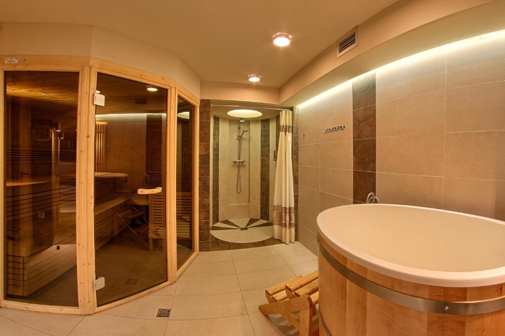 Hotel Zacisze Турава Стая снимка