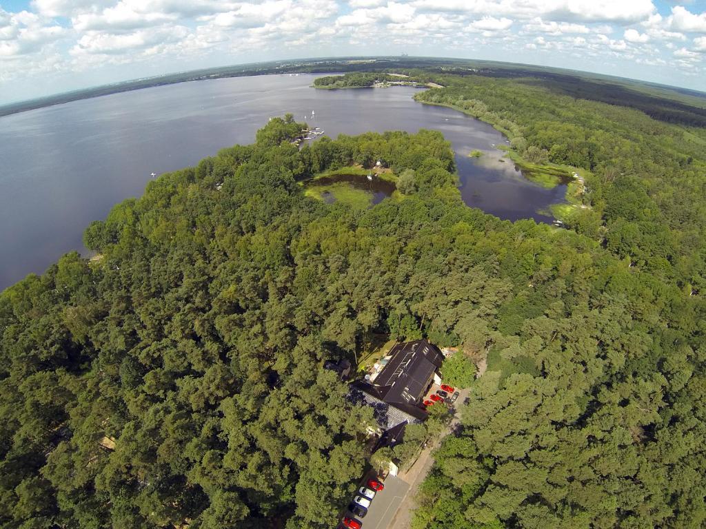 Hotel Zacisze Турава Екстериор снимка