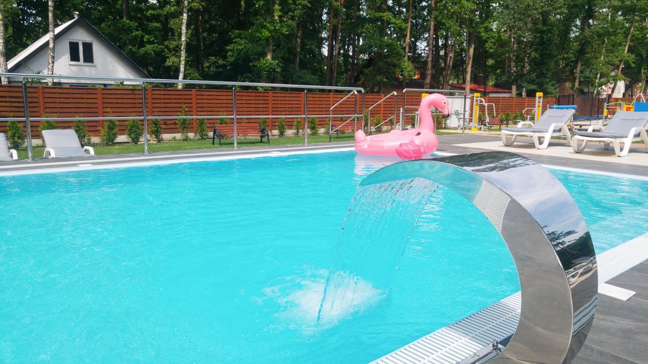 Hotel Zacisze Турава Екстериор снимка