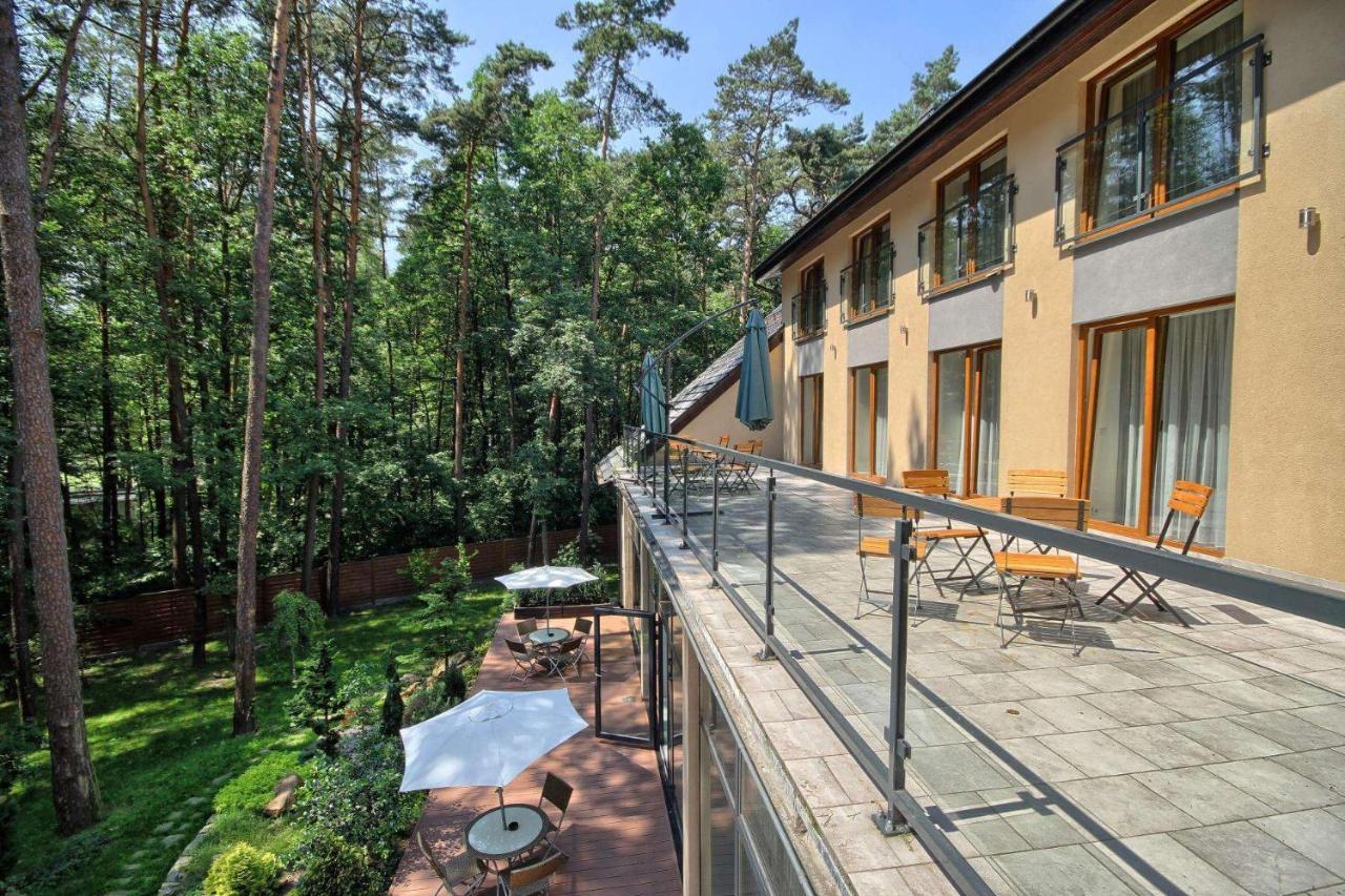 Hotel Zacisze Турава Екстериор снимка