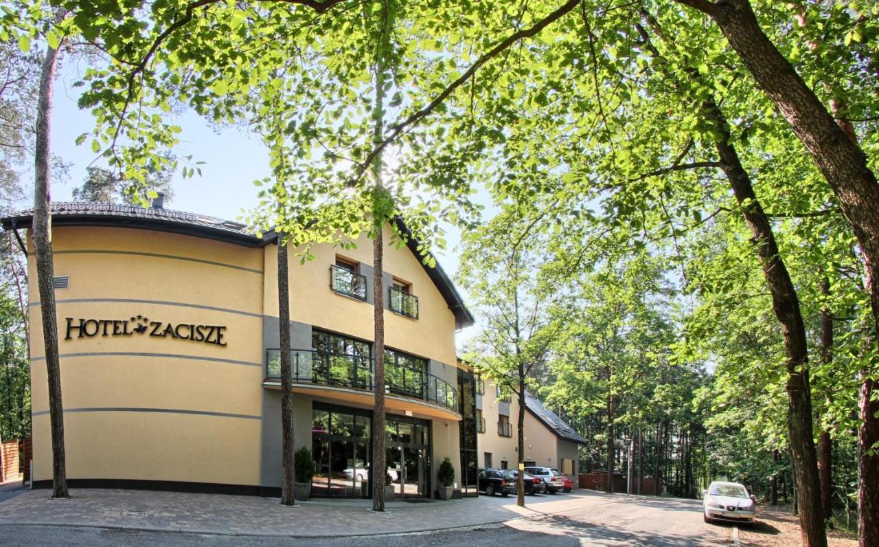 Hotel Zacisze Турава Екстериор снимка